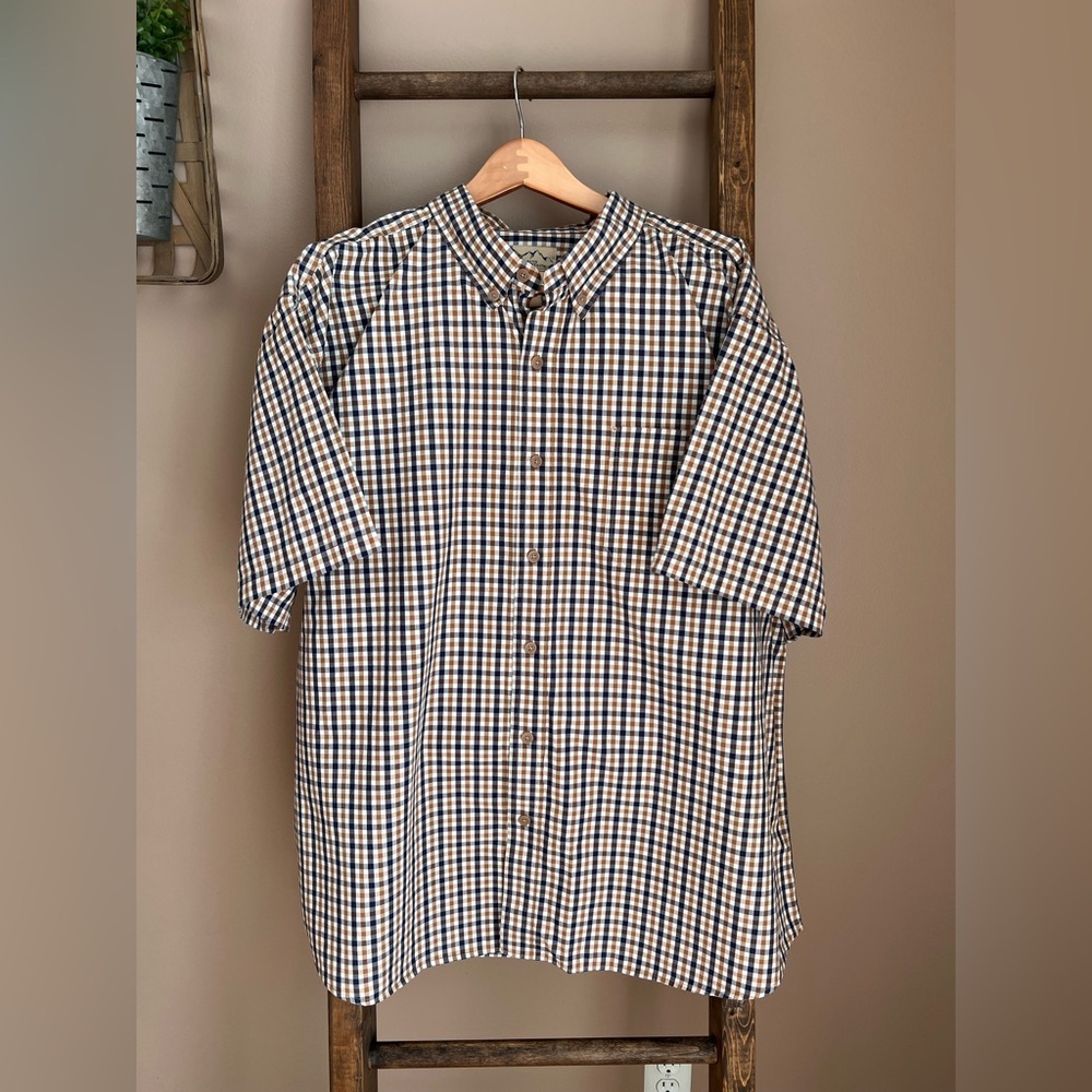 Big and Tall Blue Mountain Men's Blue and White Checkered Shirt